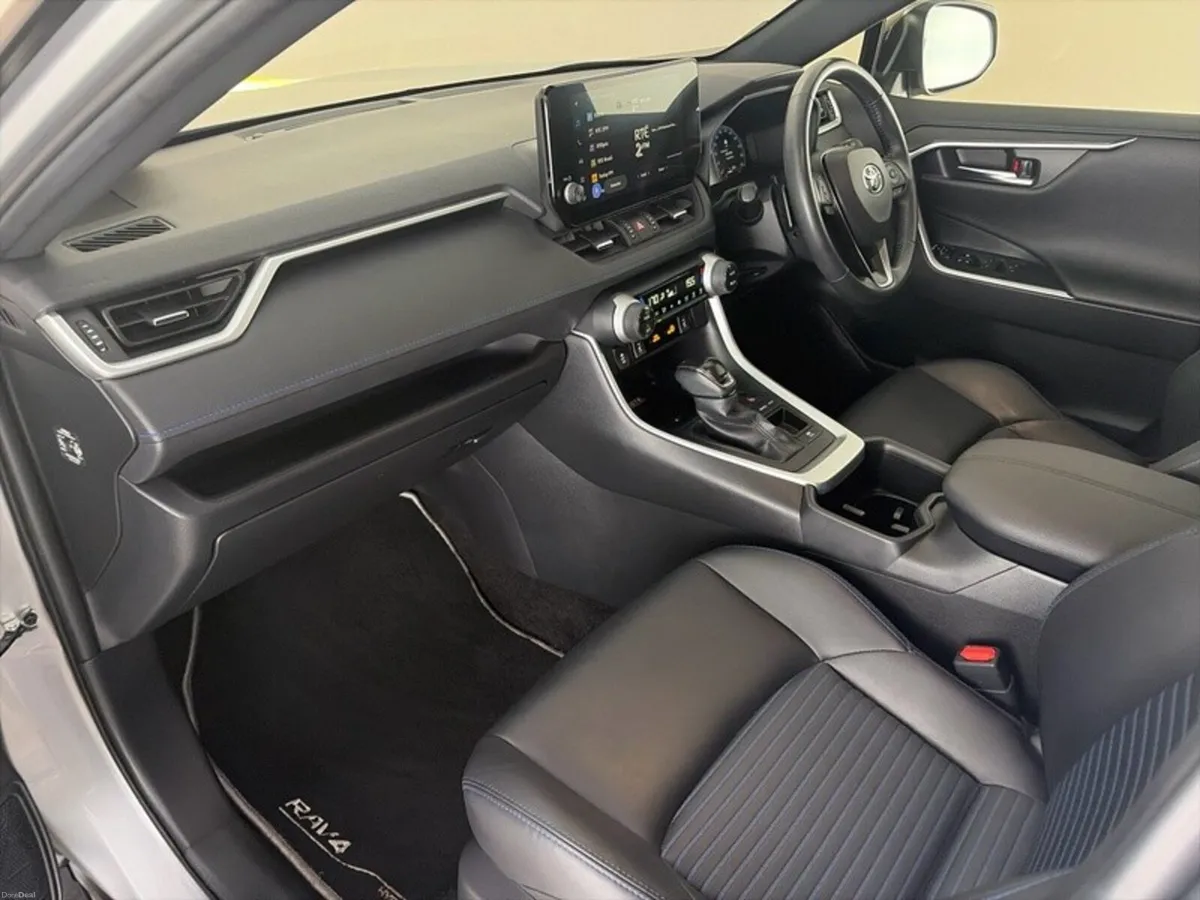 Toyota RAV4 RAV4 HYBRID SPORT - Image 6