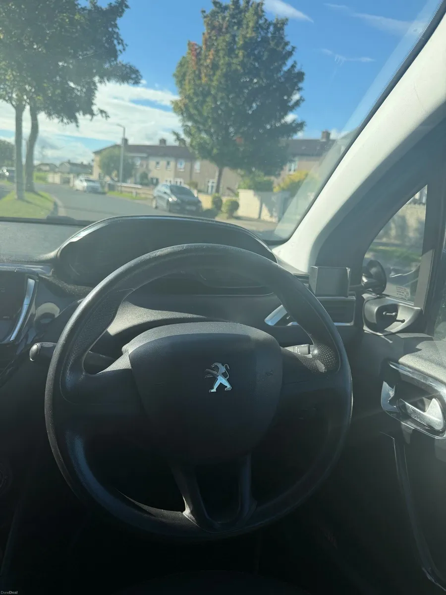 Image 6 of 7