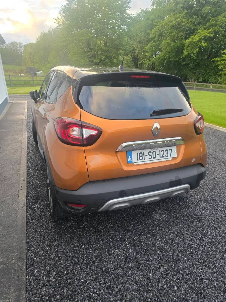 Renault Captur 1.5l Diesel - Low Mileage - Image 2