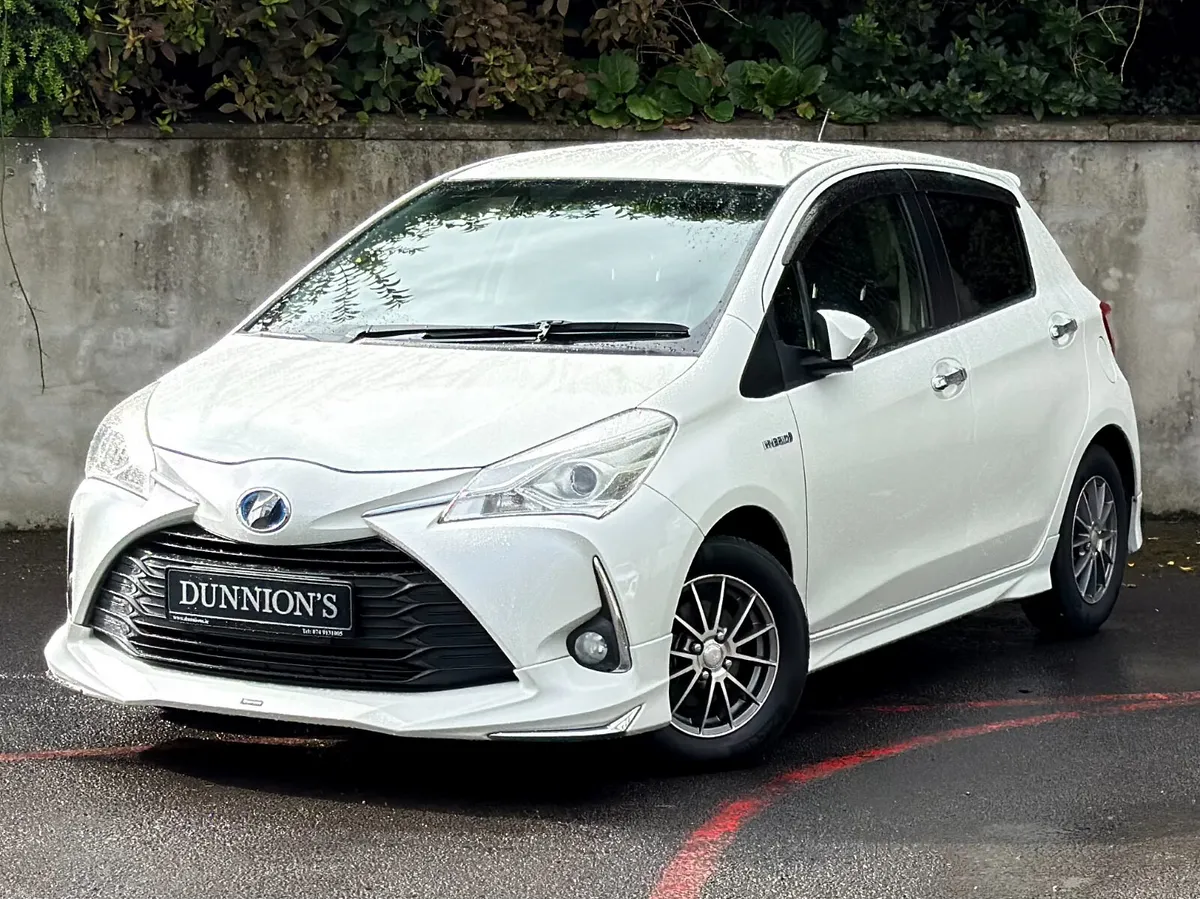 Toyota Vitz 2017 1.5VVTI MODELLISTA Hybrid - Image 4