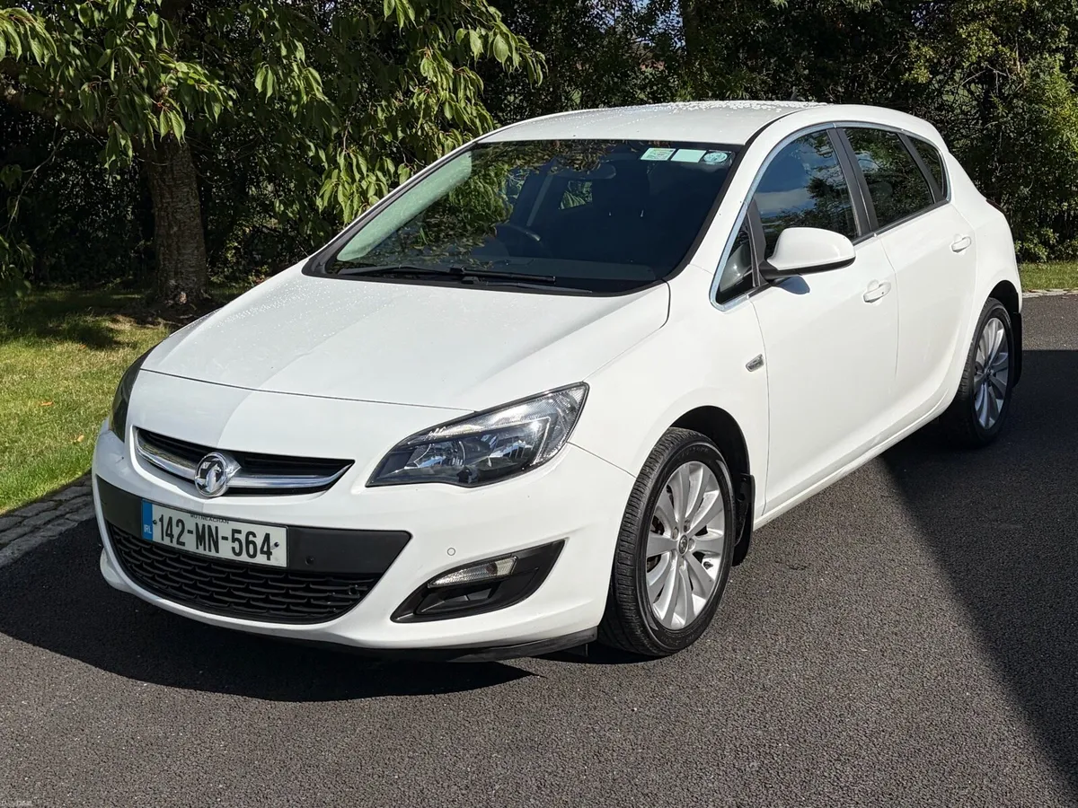 Astra 2014 1.4 low mileage. - Image 2
