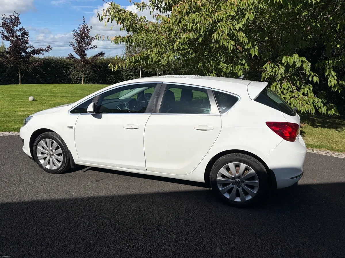 Astra 2014 1.4 low mileage. - Image 3