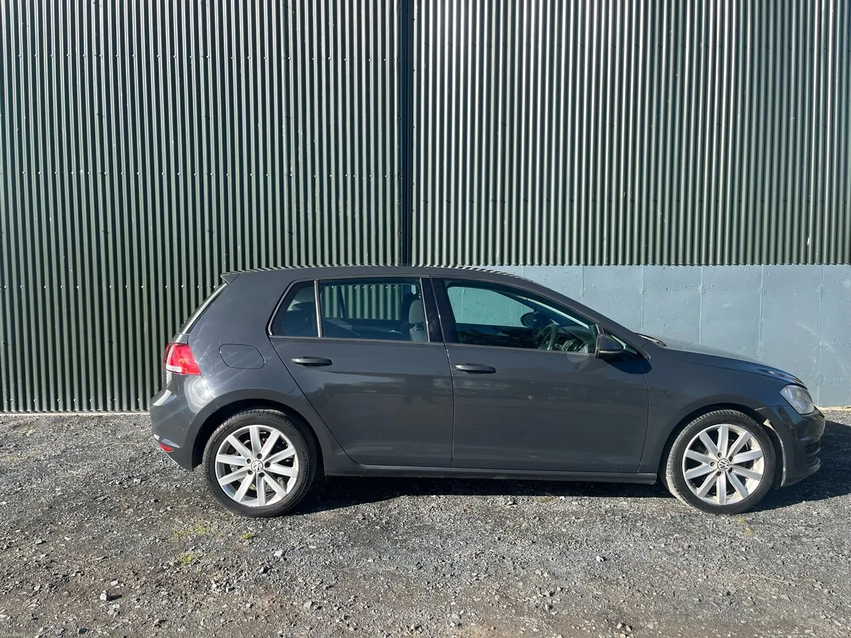 Volkswagen Golf - Image 5
