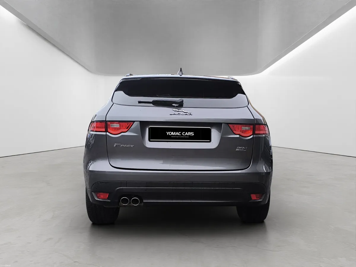 JAGUAR F-PACE  2016 - Image 4