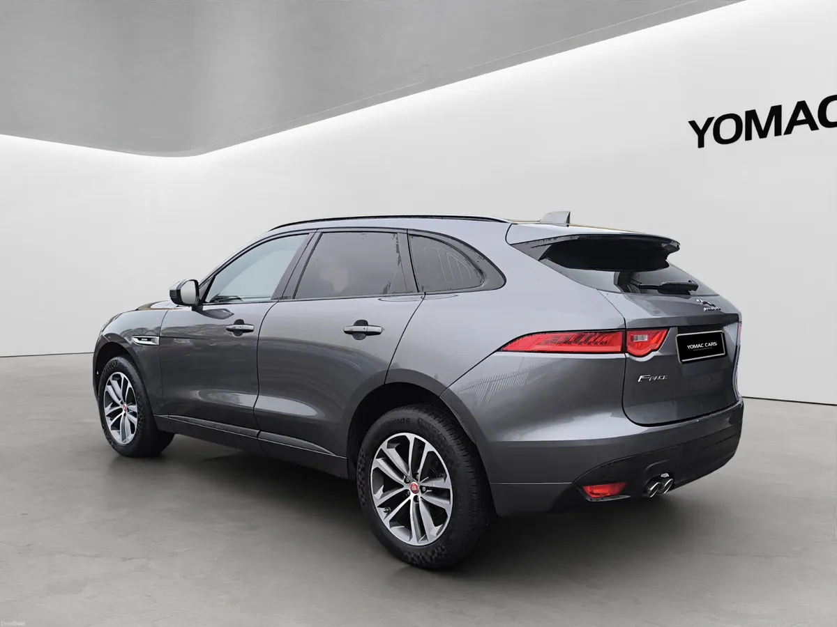 JAGUAR F-PACE  2016 - Image 5