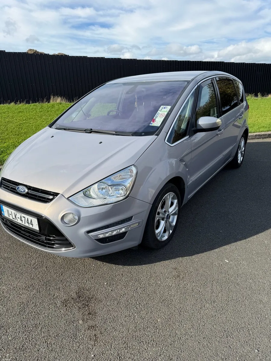 Car Ford S-Max - Image 3
