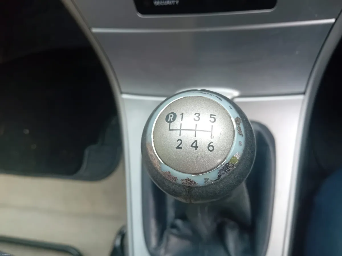 Toyota Corolla 2013 - Image 6