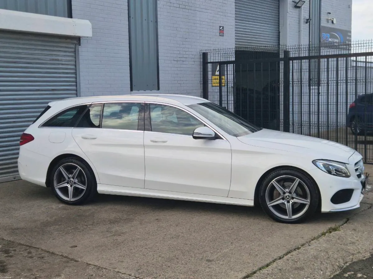 2017 MERCEDES C220D AMG ESTATE 4 MATIC - Image 4