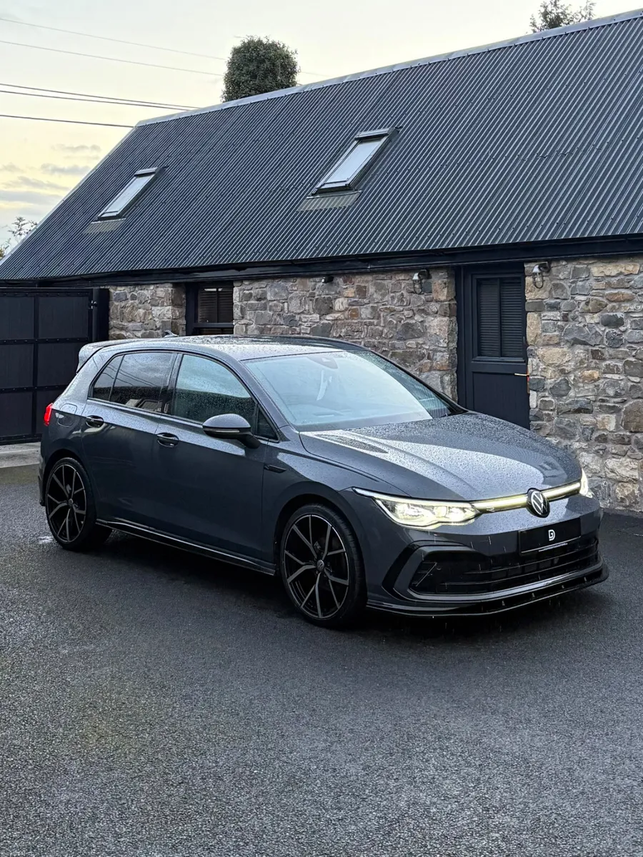 2023 VOLKSWAGEN GOLF 2.0 TDI R LINE AUTO - Image 1