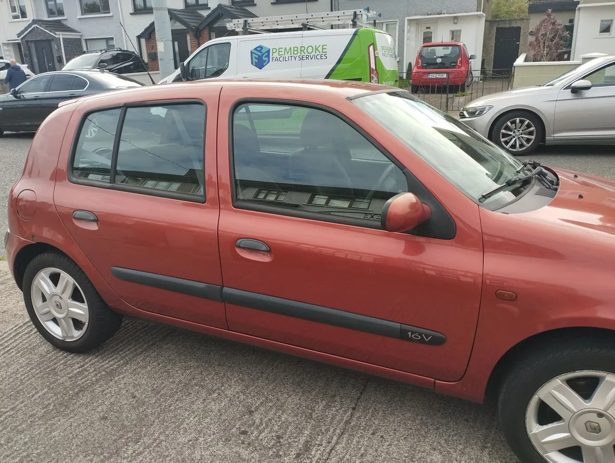 Renault Clio 2 2005  1.2 16vlV DYNAMIQ - Image 5