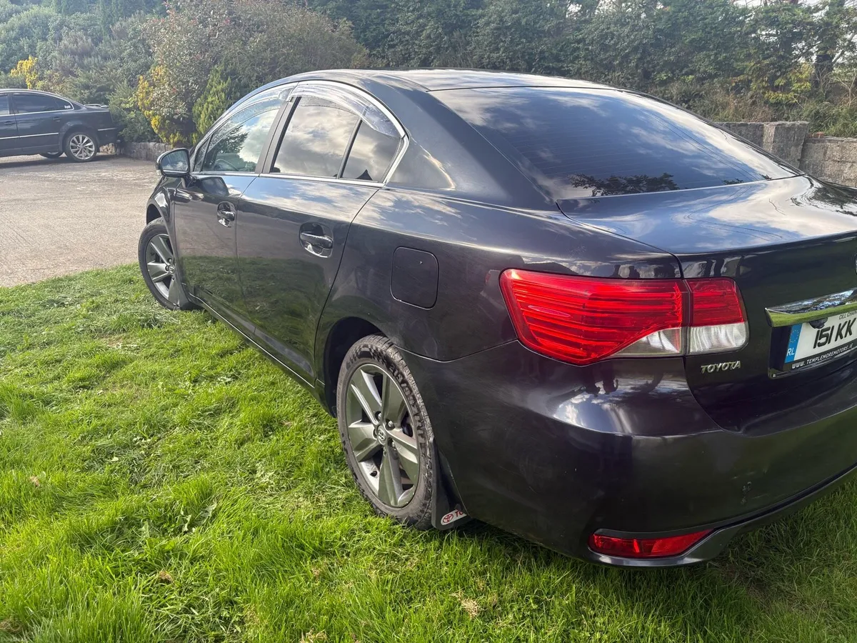 Toyota Avensis - Image 4
