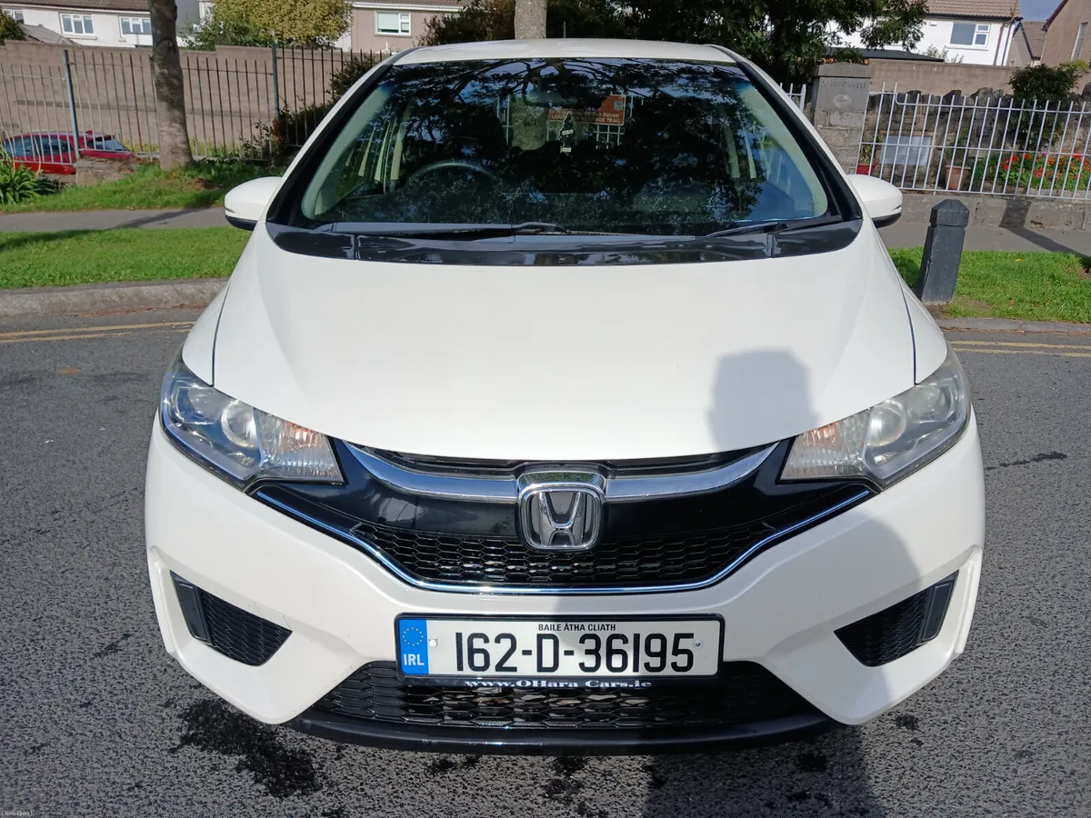Honda Fit 2016 Self Chargin Hybrid // Automatic // - Image 2