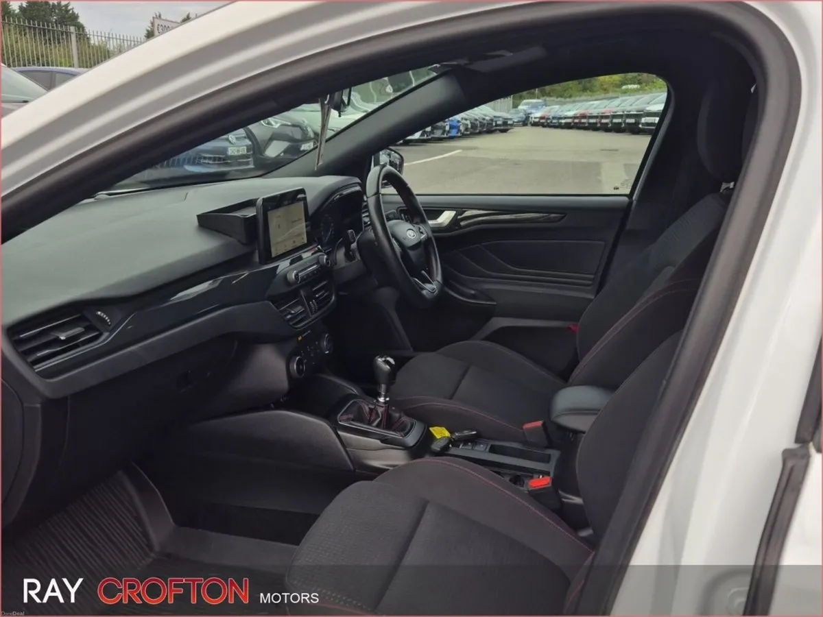 Ford Focus 1.5 TDCi 120PS ST-Line Powershift - Image 6