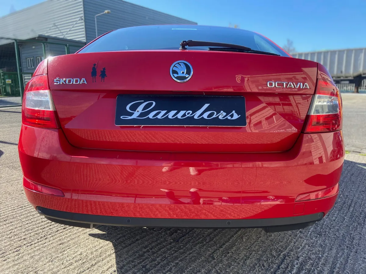 2014 SKODA OCTAVIA 1.6TDI NCT 05/27 - Image 6