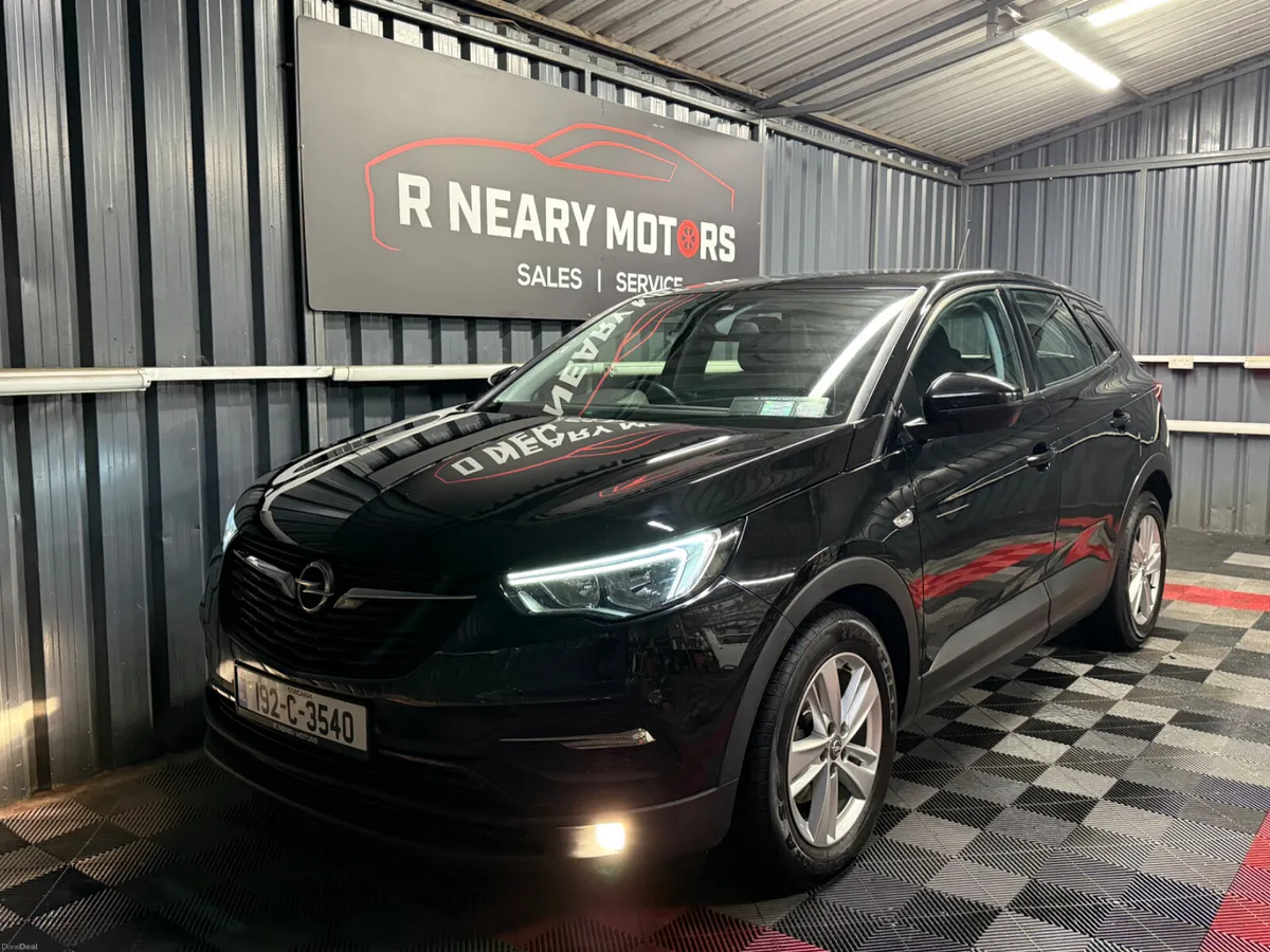 2019 192 Opel Grandland X SC 1.2i 130PS 6 Speed - Image 4