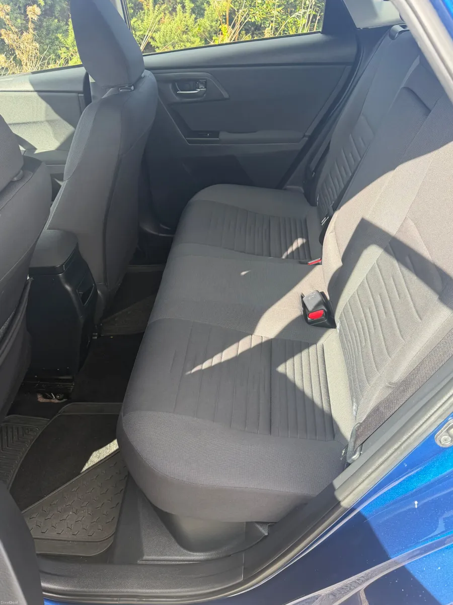 Toyota Auris 2017 - Image 5