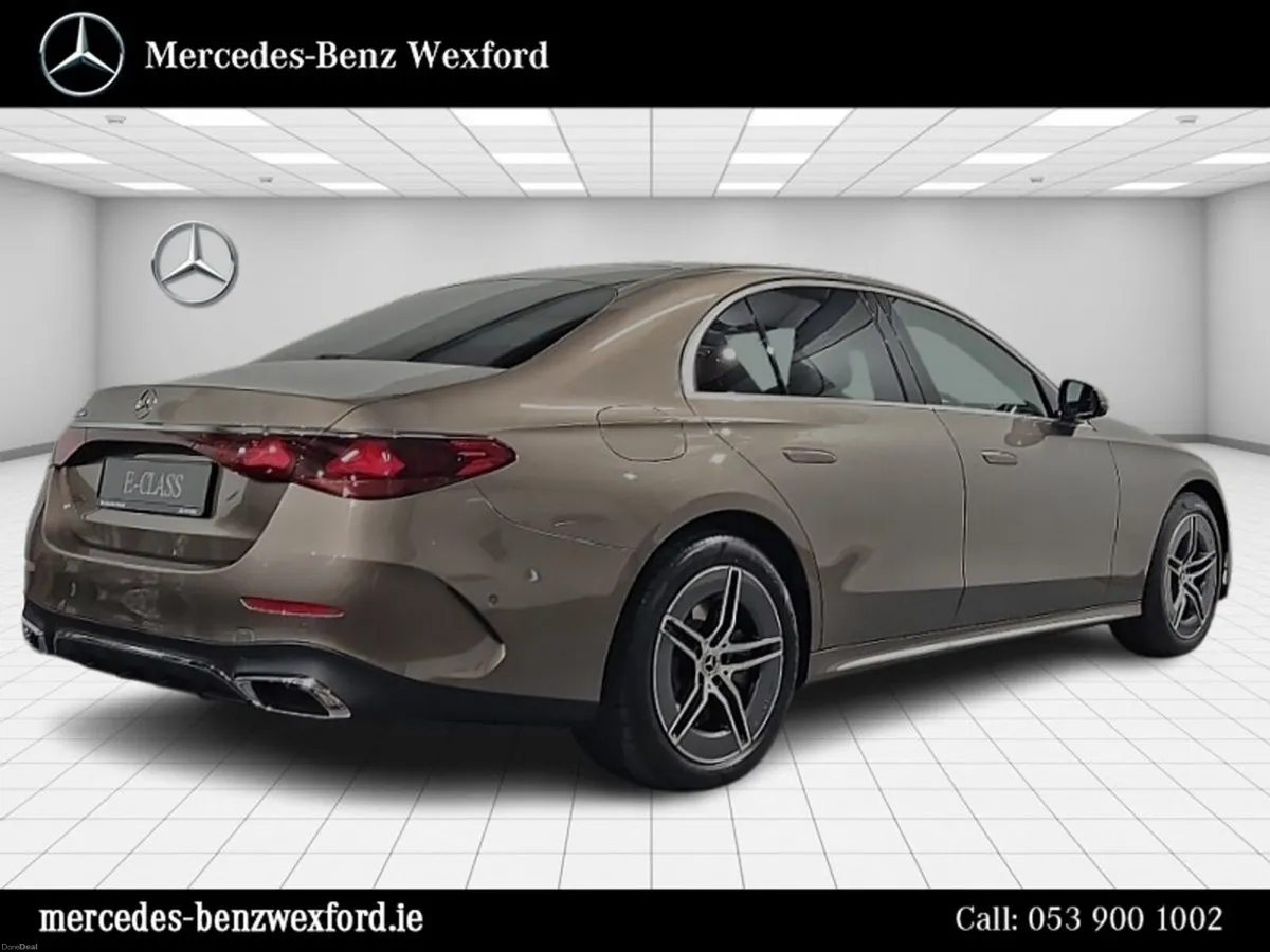 Mercedes-Benz E-Class E300de AMG Line - Image 4