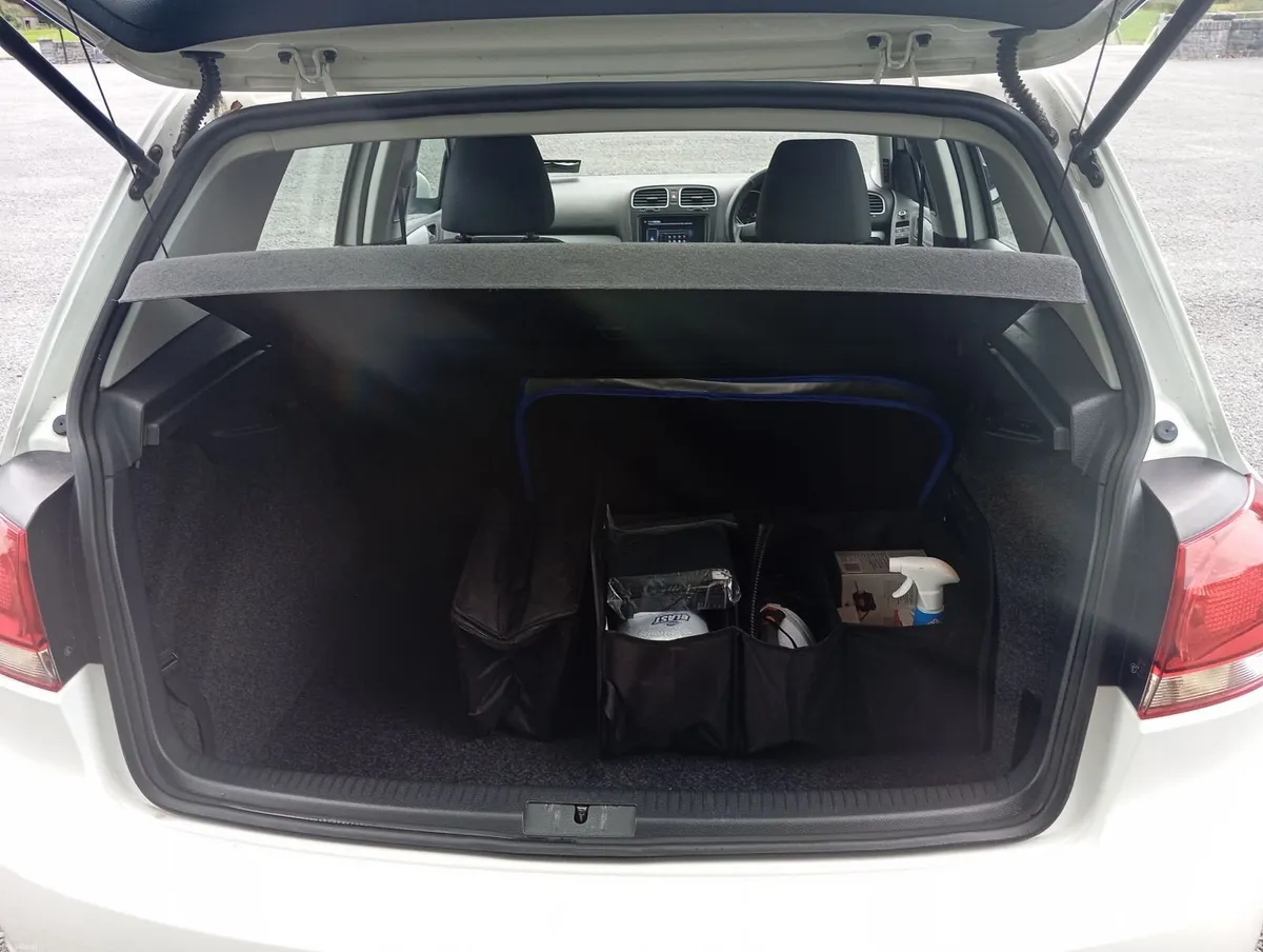Volkswagen Golf 2012 - Image 4