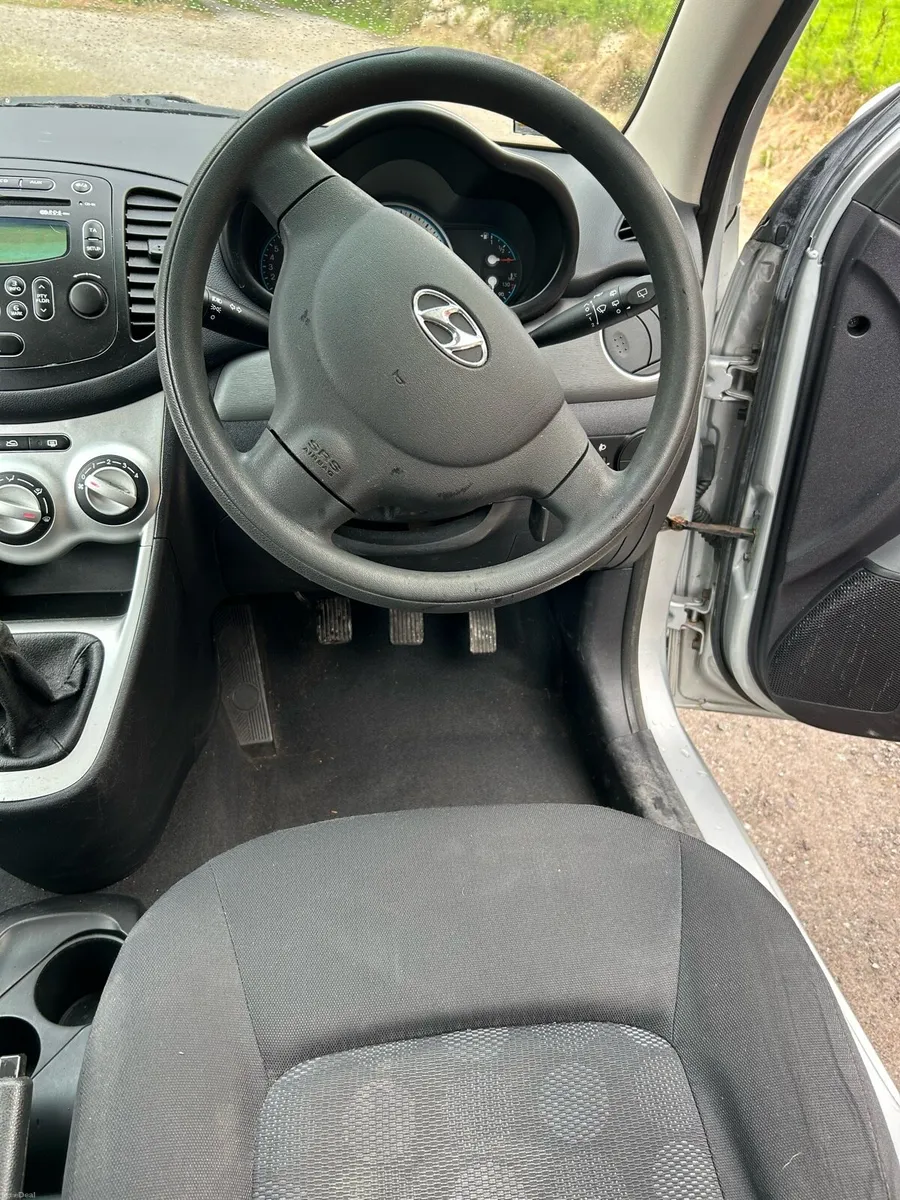 Hyundai i10 ONLY 77000 KM - Image 6