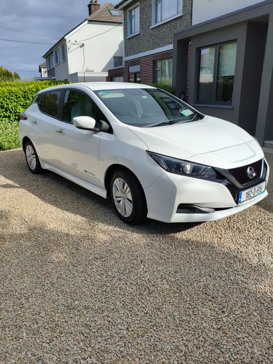 Nissan Leaf 40 kWh 2018 - Image 2