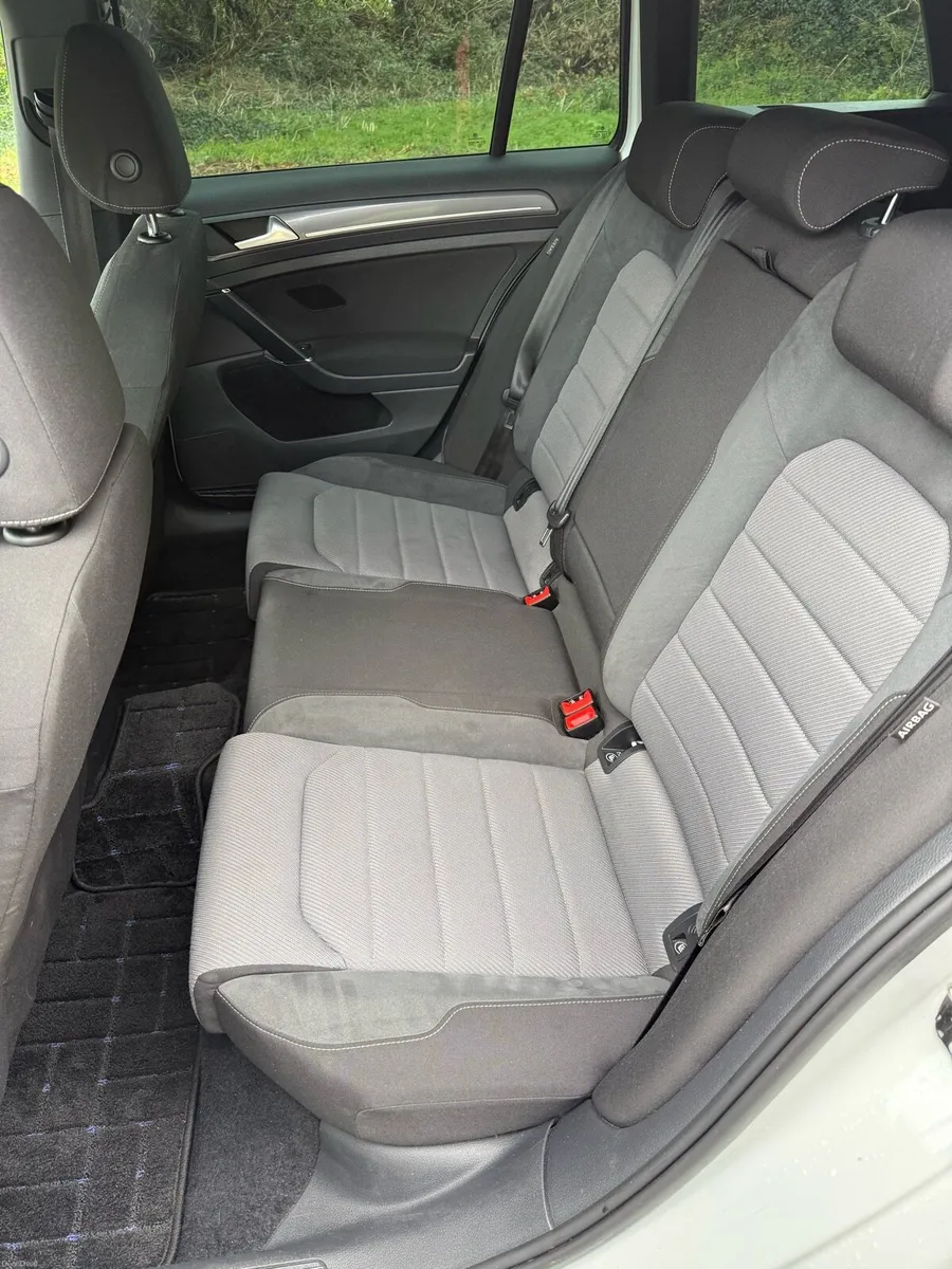 2015 VW Golf Wagon Japanese R-Line 1.4 TSI DSG - Image 4
