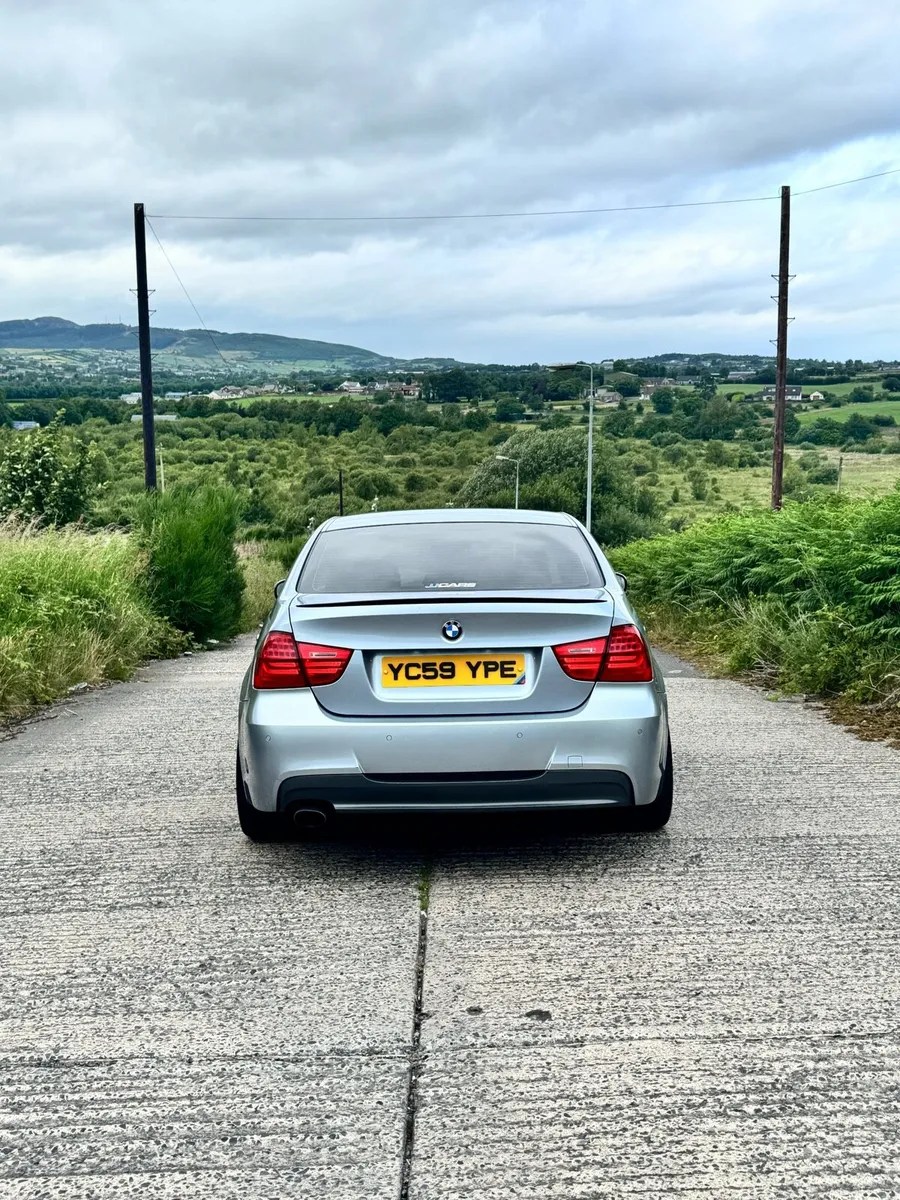BMW 3 series E90 318d LCI - Image 5
