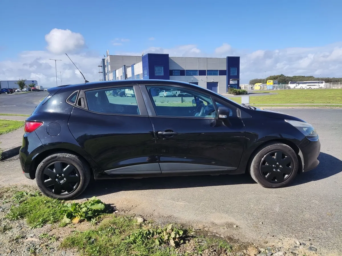 Renault Clio 2014  Manual NCT+ Tax! - Image 3