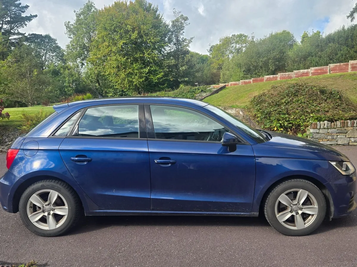 Audi A1 2015 - Image 6