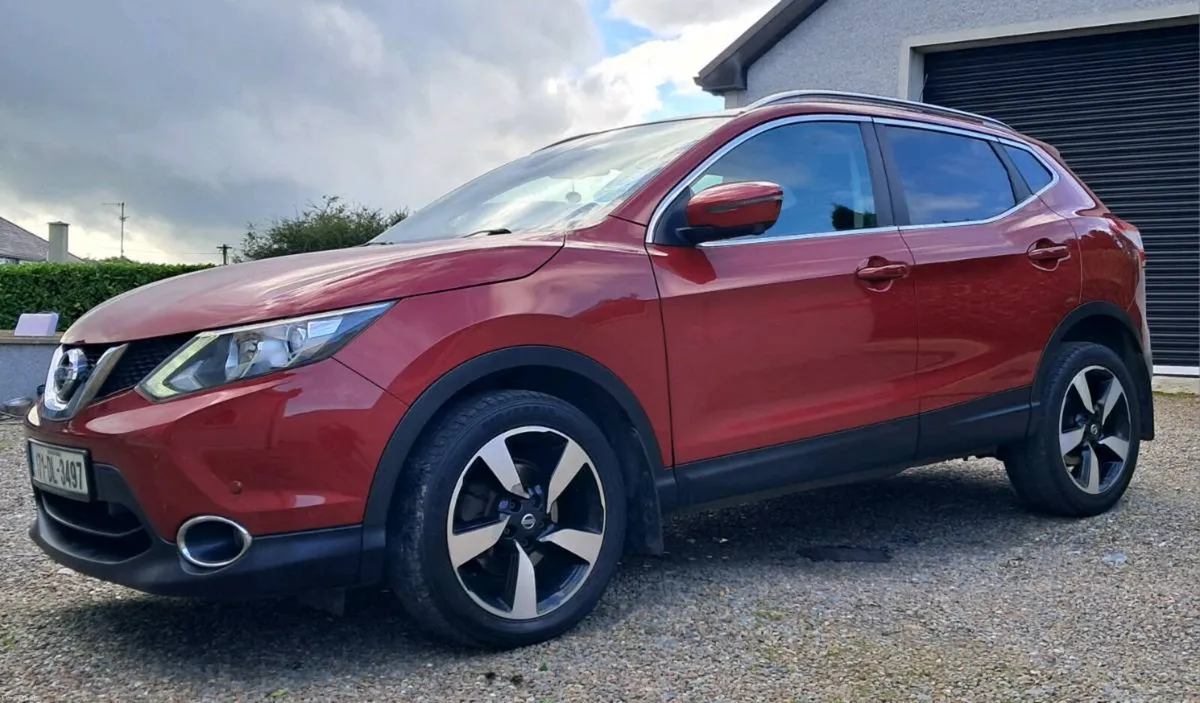 2017 Nissan Qashqai - Image 2