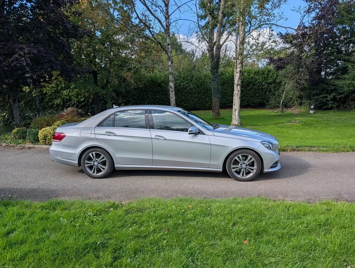 Mercedes-Benz E-Class 2013 - Image 1