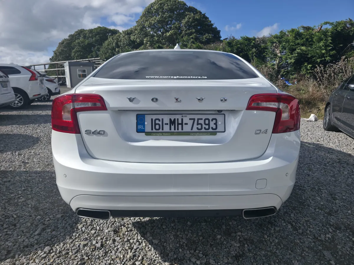 2016 Volvo S60 D4 Automatic - Image 4