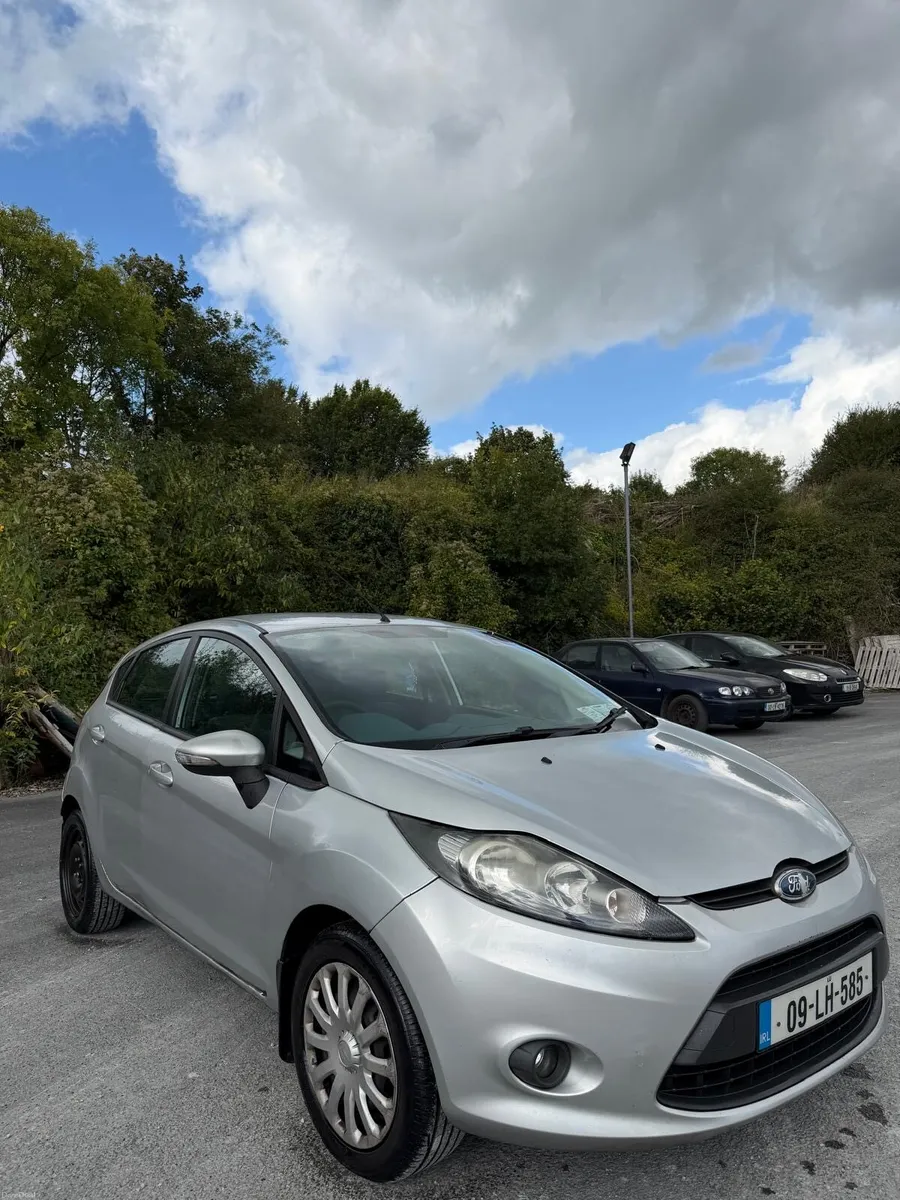 Ford fiesta 2009 - Image 2