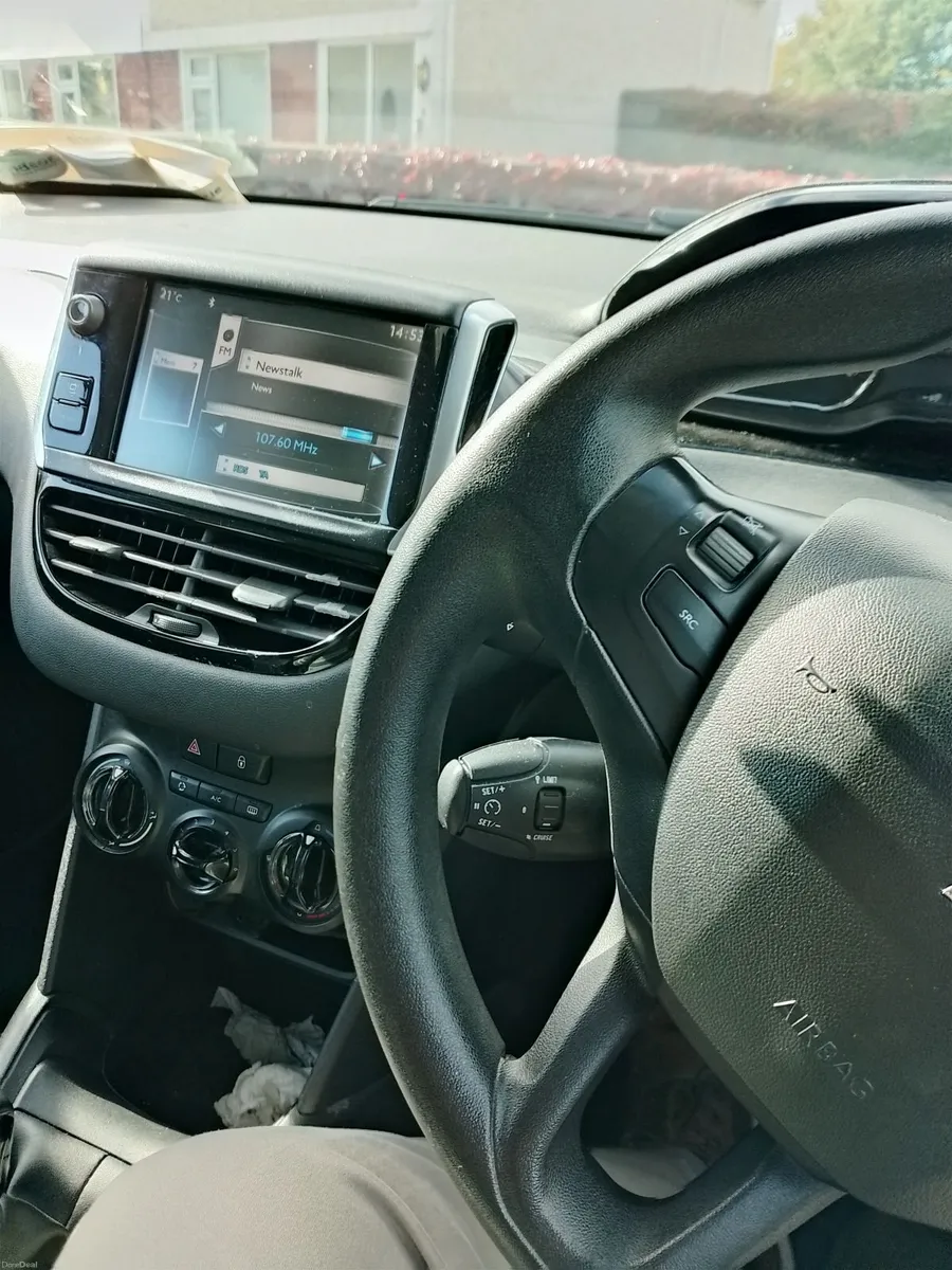 Peugeot 208 2013 - Image 5