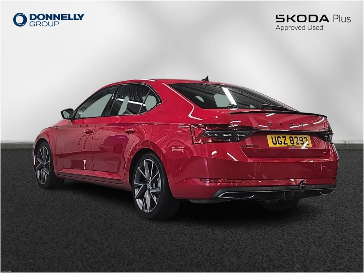 Skoda SUPERB Hatchback Sport Line Plus - Image 3