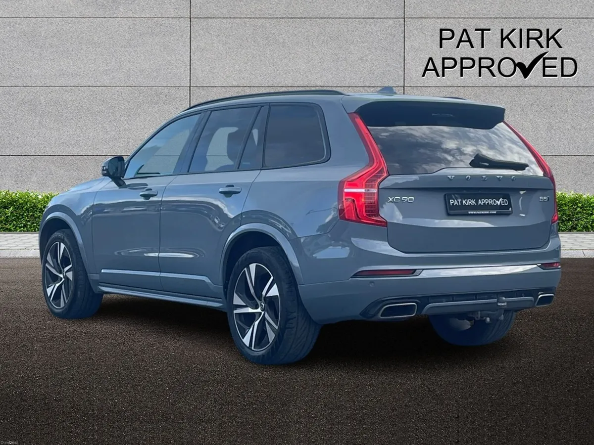 Volvo XC90 2.0 B5D [235] R DESIGN 5dr AWD Geartron - Image 2