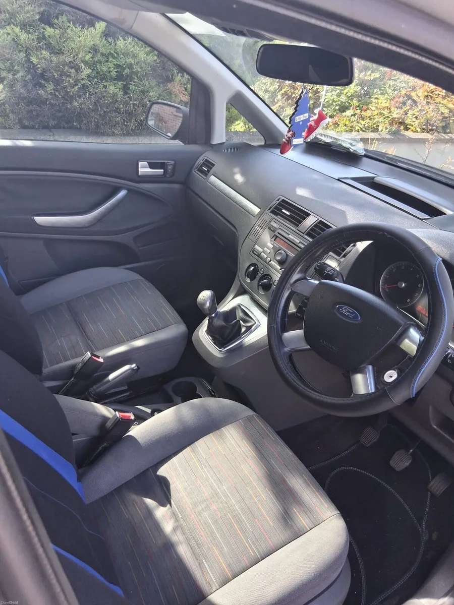 Car - Image 5