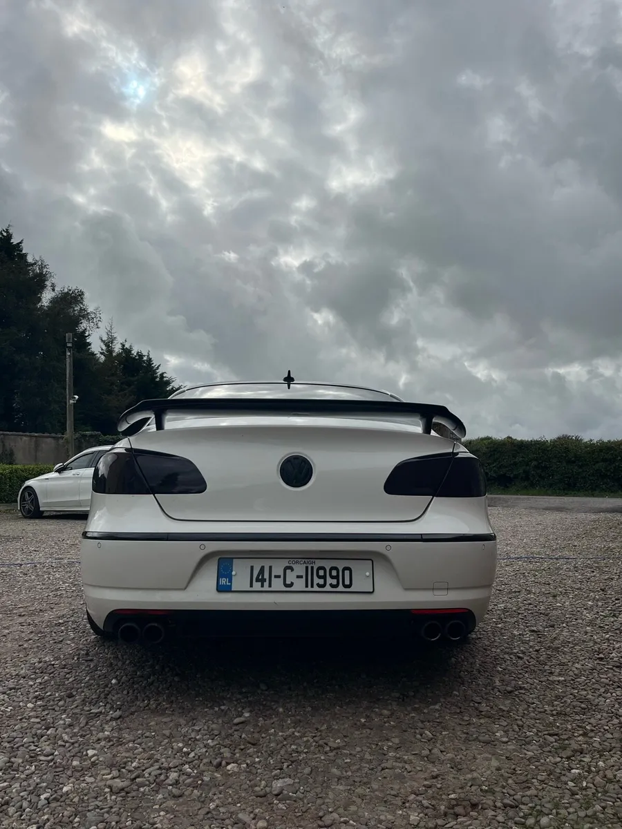 Car - Image 4