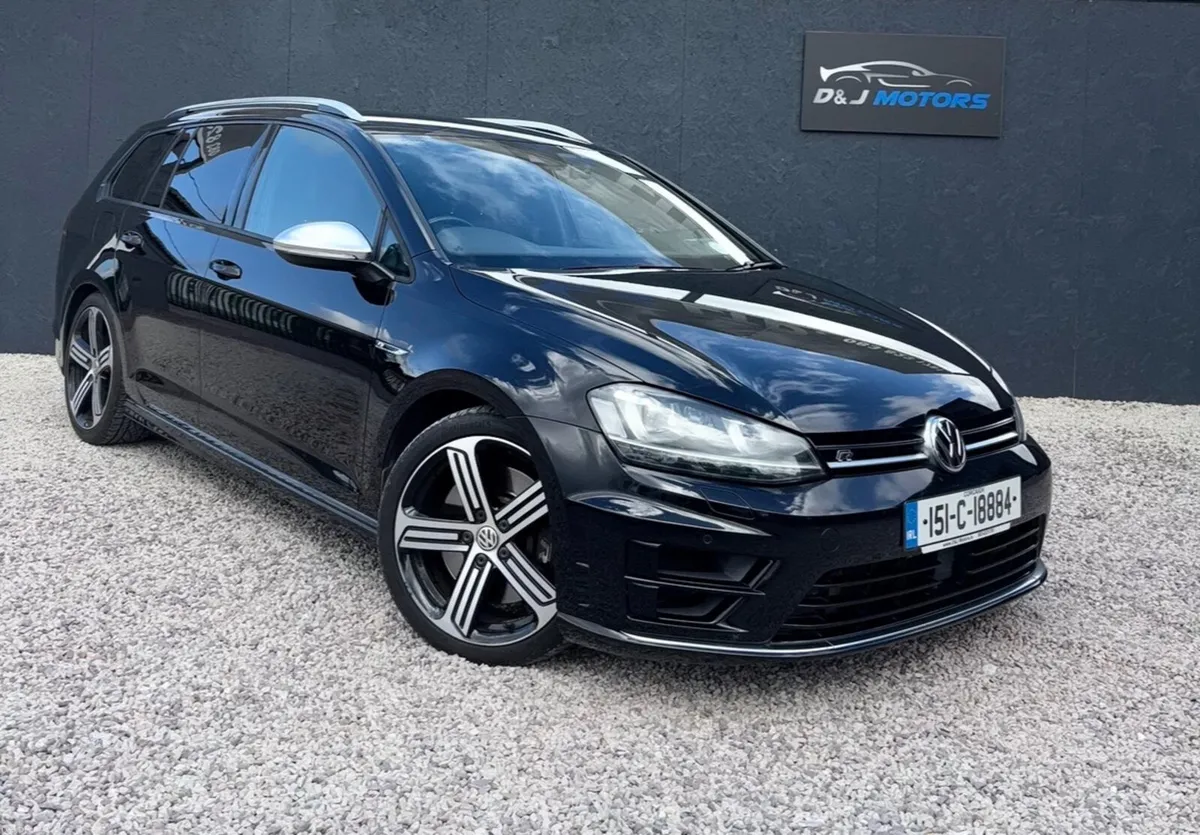 Volkswagen Golf R Estate 2.0 Automatic 2015 - Image 1