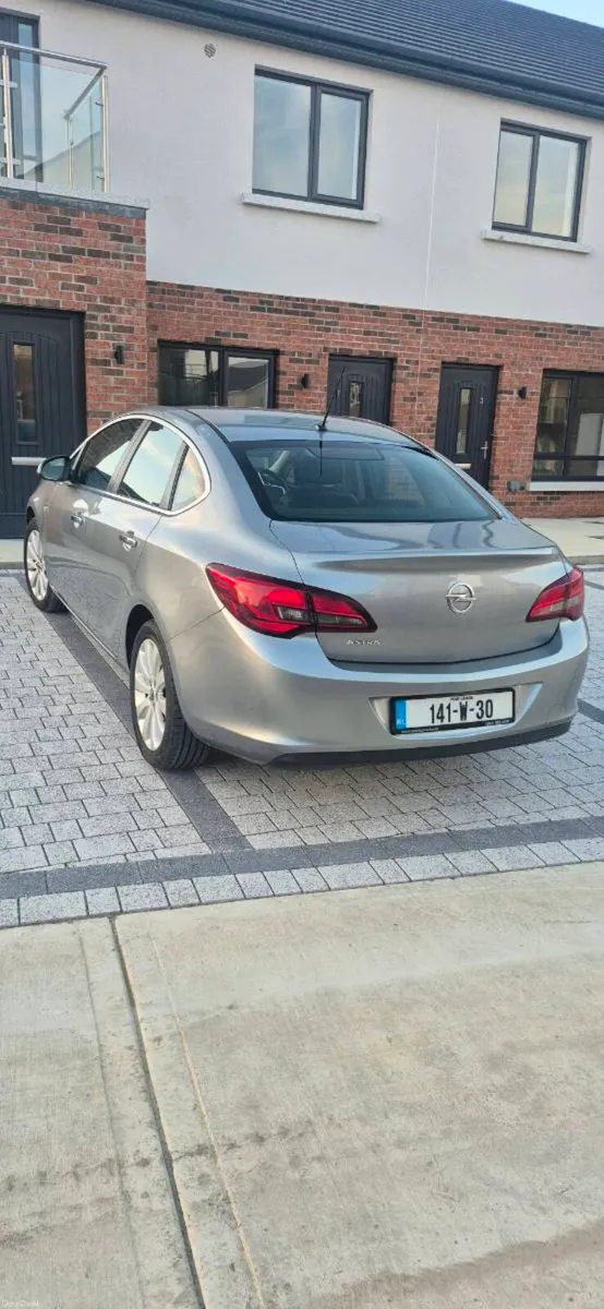 141 OPEL ASTRA 1.2 DIESEL NCT & TAX - Image 5