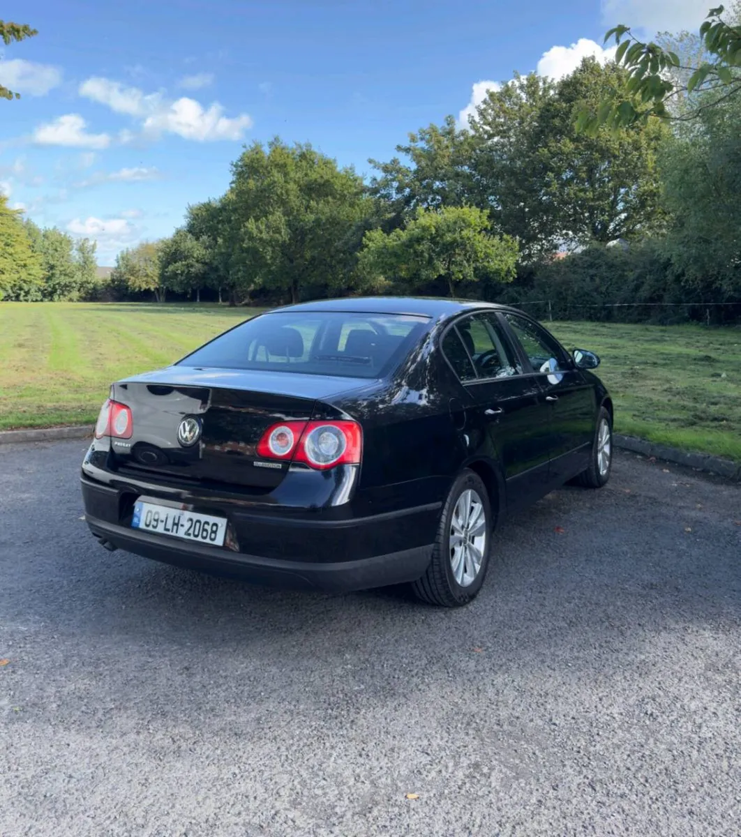 Volkswagen Passat 2.0 TDI Fresh NCT - Image 2