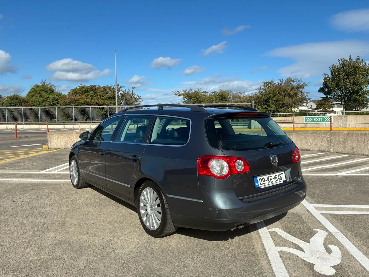 2009 VW Passat highline - Image 5