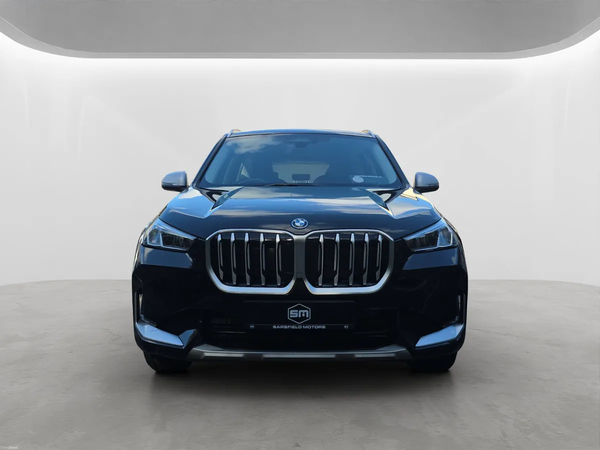 2023 BMW X1 30E X-LINE. - Image 2