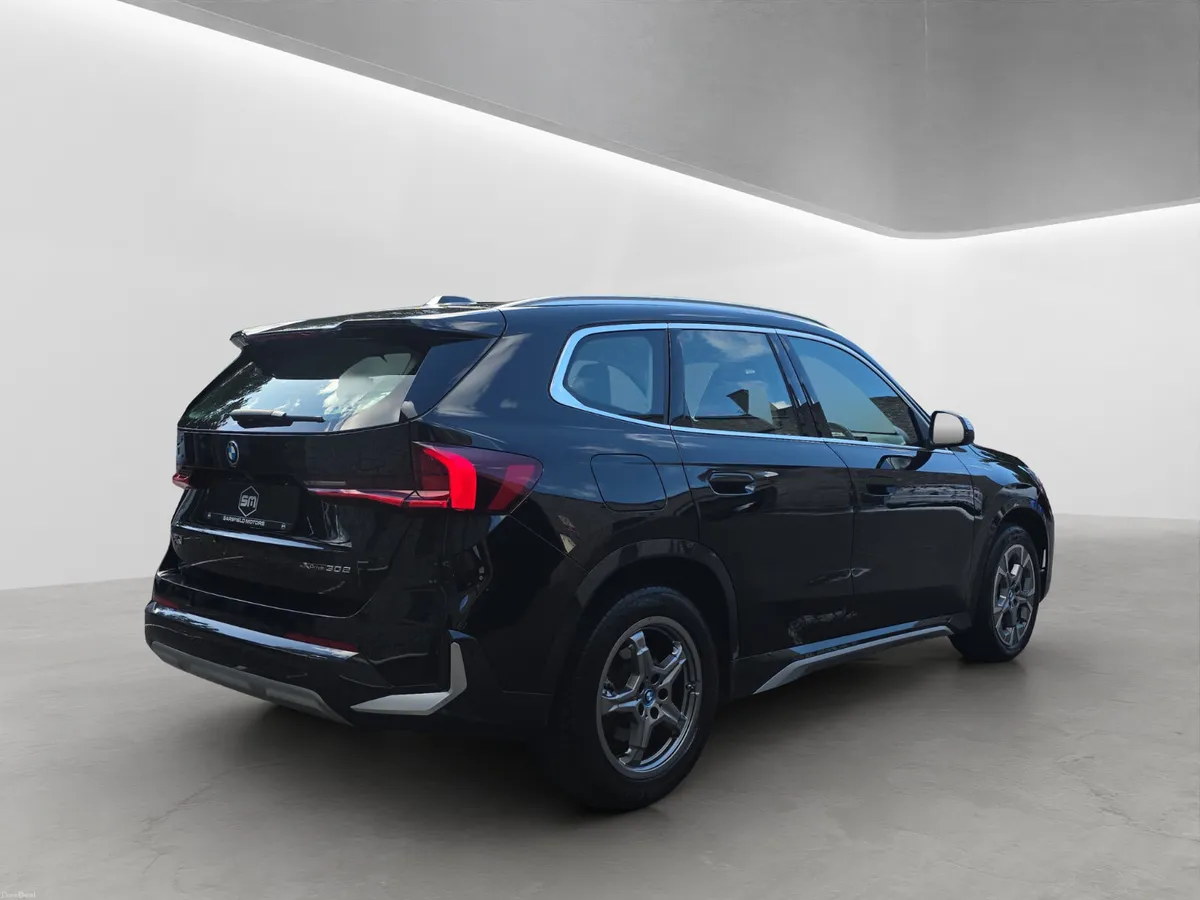 2023 BMW X1 30E X-LINE. - Image 6