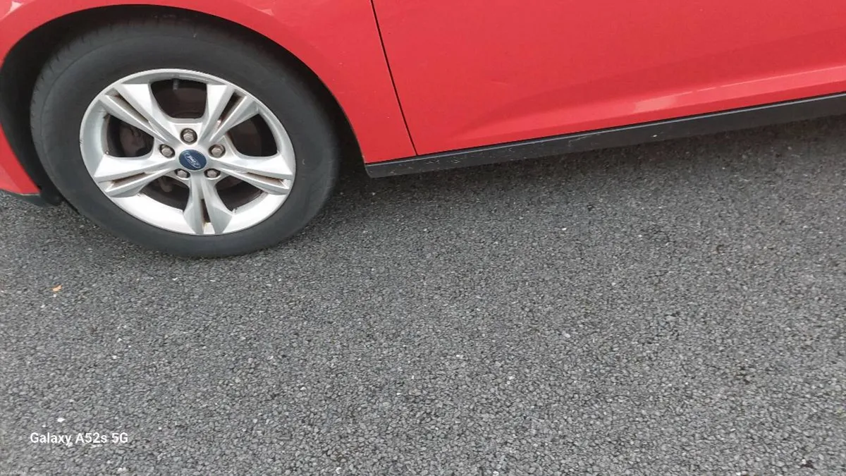 Ford Focus - Image 5