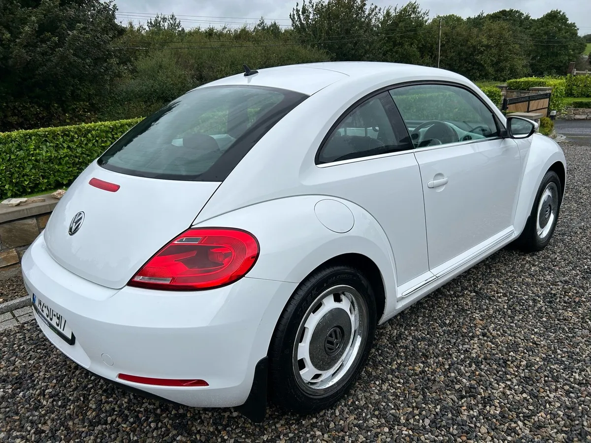 Volkswagen Beetle 1.2TSI Design - Image 4
