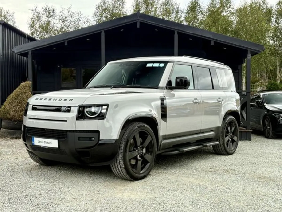 Land Rover Defender X-DYNAMIC HSE P300E - Image 3