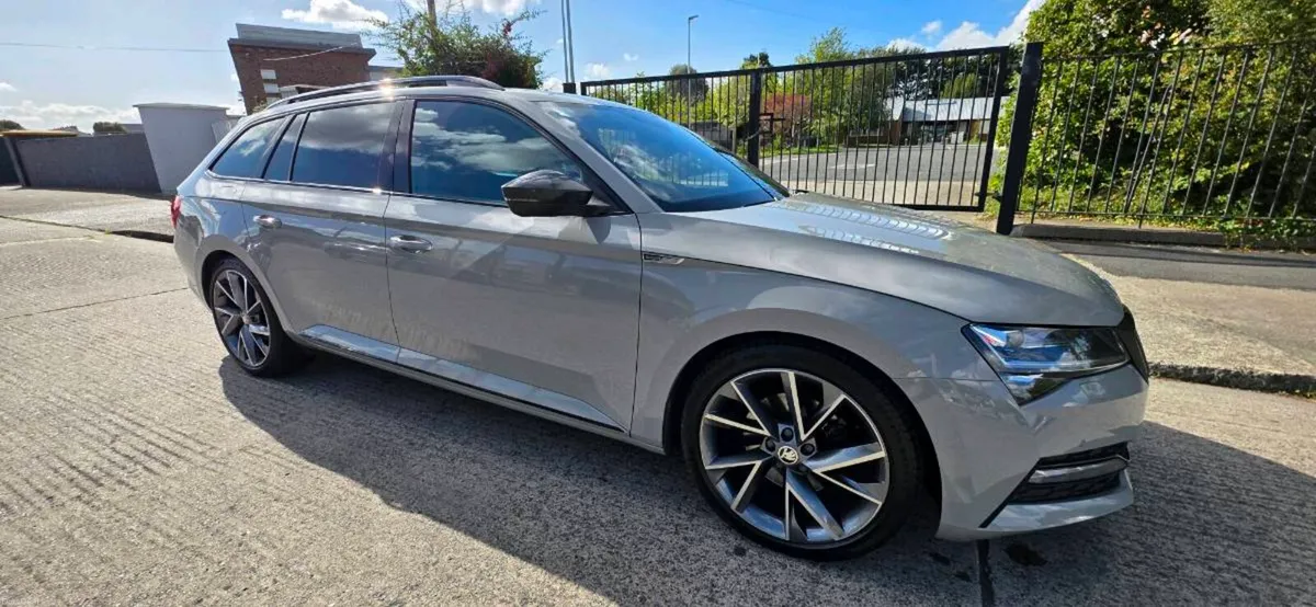 Skoda Superb Sportline - Image 2