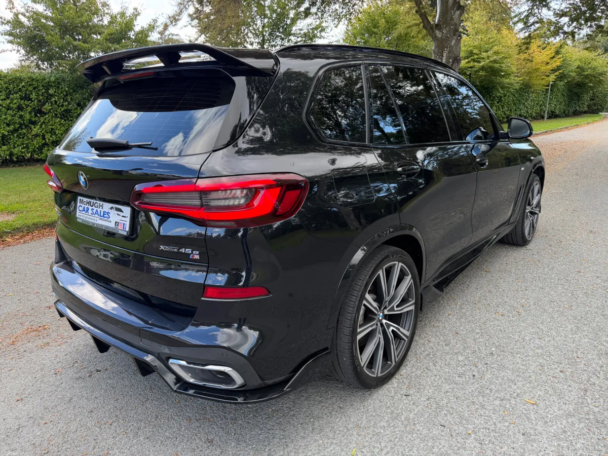BMW X5 2021 - Image 2
