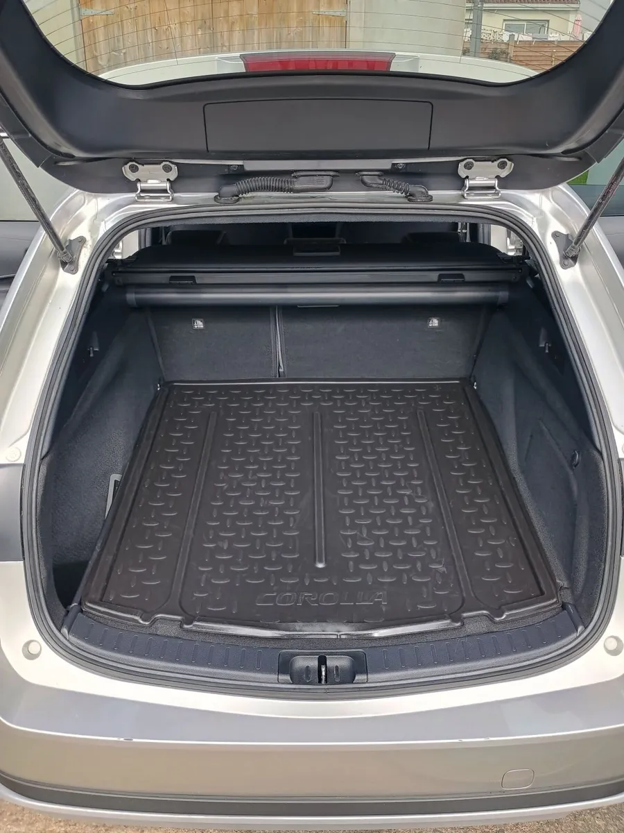Toyota Corolla Trek Touring - Image 2