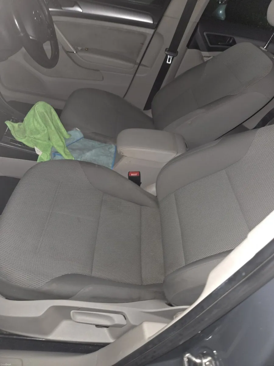 Volkswagon golf - Image 3
